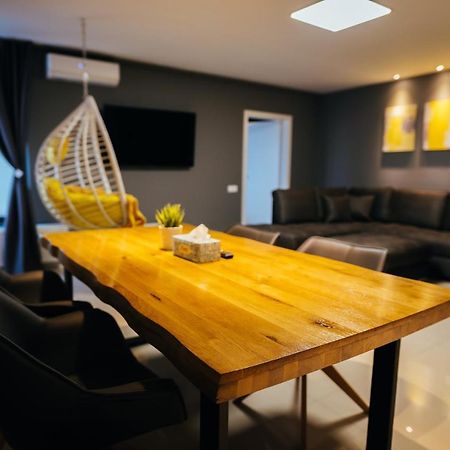 Thome Arena Residence Cluj-Napoca Eksteriør bilde